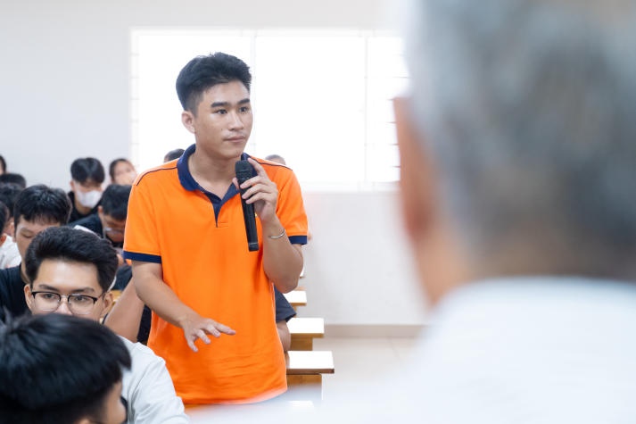 Sinh viên VJIT tìm hiểu cơ hội việc làm Kỹ sư ô tô cùng doanh nghiệp Nhật 72