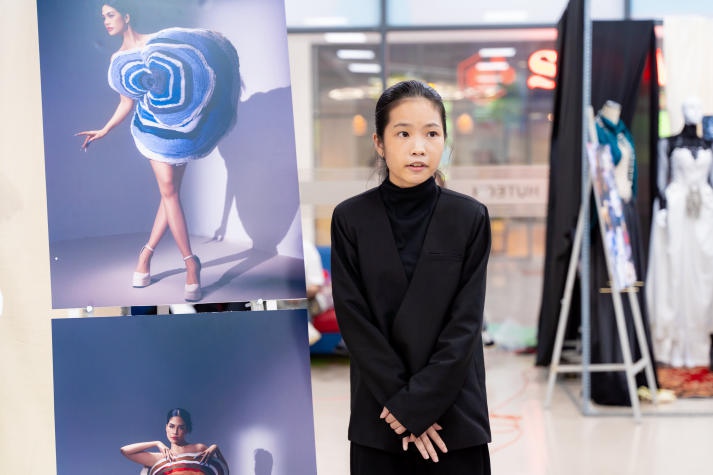 [Video] Sinh viên Thiết kế thời trang HUTECH “trình làng” loạt đồ án tốt nghiệp với nhiều ý tưởng độc đáo 62