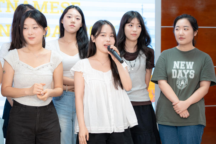 HUTECH and HUFS students kick off a series of cultural exchange activities and international project support 33