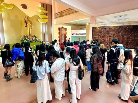 Sinh viên ngành Thiết kế thời trang khám phá bản sắc dân tộc qua hành trình kiến tập tại Lâm Đồng 90
