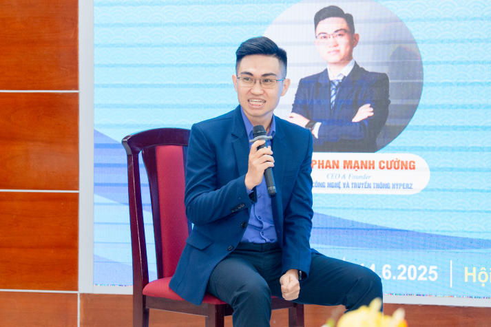 [Video] Gen Z HUTECH học “bí kíp sinh tồn” nơi công sở từ cựu sinh viên thành đạt 97