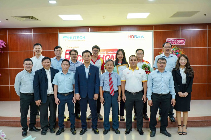 Khoa Công nghệ thông tin tổ chức Vòng Chung kết và Lễ trao giải cuộc thi HDBANK HACKATHON 2022 369