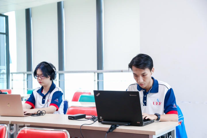 Viện Công nghệ Việt - Nhật HUTECH tổng kết khóa học "Project Design Innovation" dành cho sinh viên 11