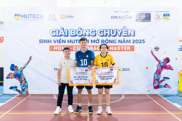 Đội tuyển nữ HUTECH và nam Sư phạm Kỹ thuật lên ngôi vô địch Giải Bóng chuyền CUP DRAGON MASTER 2025 338