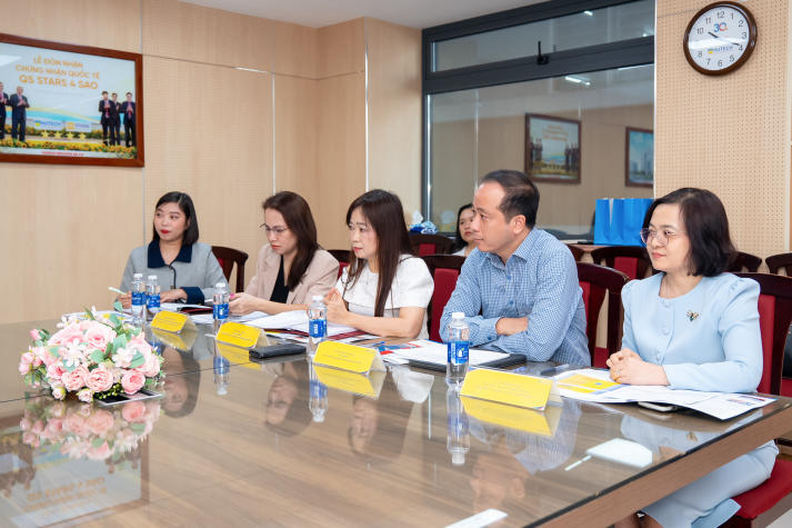 Buổi thảo luận các nội dung hợp tác đào tạo giữa HUTECH và Tongmyong University 27