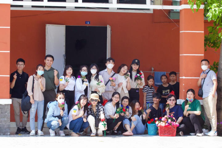 Gần 50 cựu sinh viên Viện Công nghệ Việt - Nhật về hội tụ 33