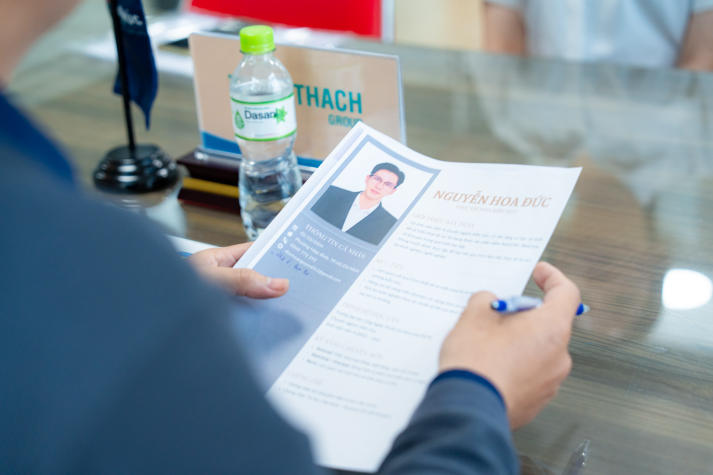 Doanh nghiệp phỏng vấn tuyển dụng trực tiếp: Sinh viên Xây dựng - Kiến trúc - Nội thất nắm bắt cơ hội việc làm ngay từ giảng đường 38