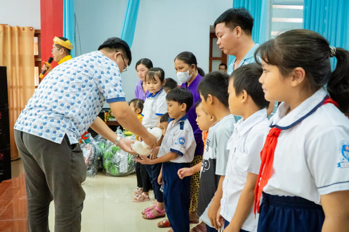 “Cho đi là còn mãi”: Cơ hội gắn kết và lan tỏa yêu thương cho cộng đồng cựu sinh viên HUTECH vào 21/6 tới 63