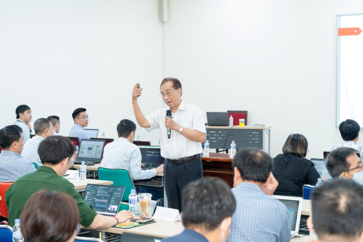 Giảng viên HUTECH tiếp cận phương pháp giảng dạy, đánh giá người học thời AI 106