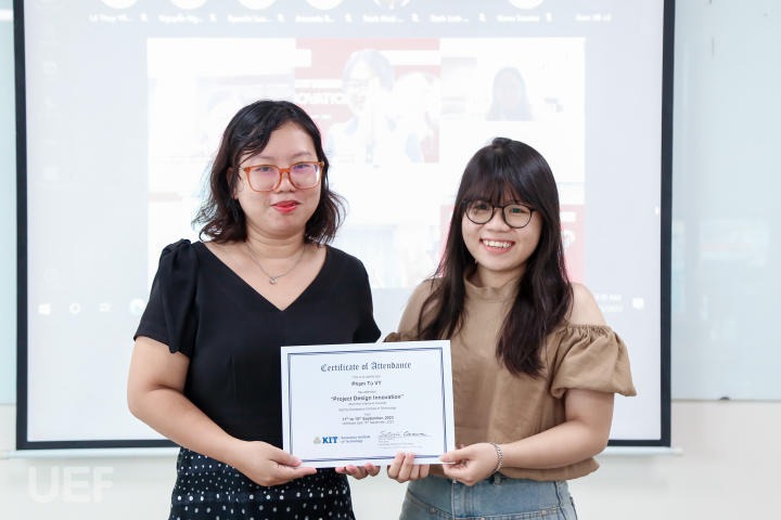 Viện Công nghệ Việt - Nhật HUTECH tổng kết khóa học "Project Design Innovation" dành cho sinh viên 72