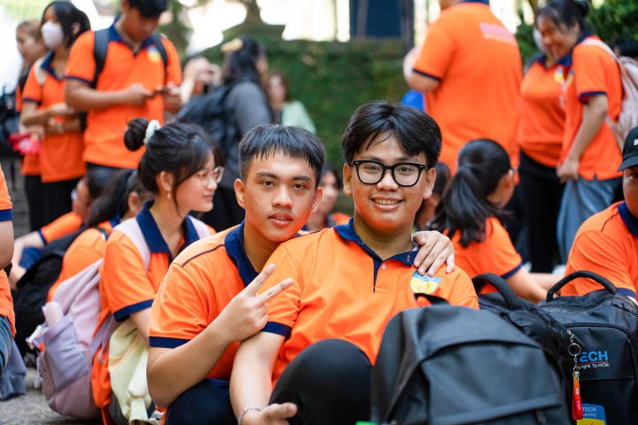 Sinh viên Viện Khoa học Ứng dụng HUTECH “bung xoã” sức trẻ qua hội trại “Sức trẻ Khoa học Ứng dụng” 55