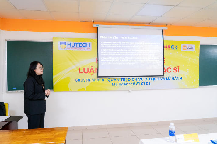 Góc nhìn thực tiễn về quản trị và trải nghiệm dịch vụ qua buổi bảo vệ luận văn/đề án Thạc sĩ Quản trị dịch vụ du lịch và lữ hành 16