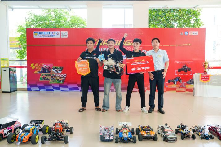 Loạt sân chơi học thuật - văn hóa nghệ thuật - thể thao cho sinh viên HUTECH thỏa sức hòa cùng đam mê 94