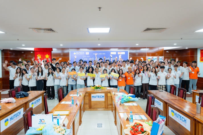 Được tiếp lửa từ cựu sinh viên, sinh viên VJIT tự tin chinh phục danh hiệu Sinh viên 5 tốt 78