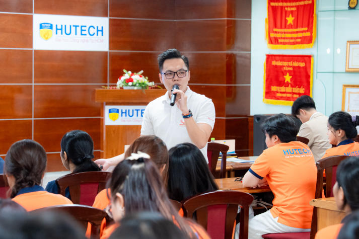 Trang bị “chìa khóa vàng” giúp sinh viên HUTECH tỏa sáng tại doanh nghiệp đa quốc gia 51