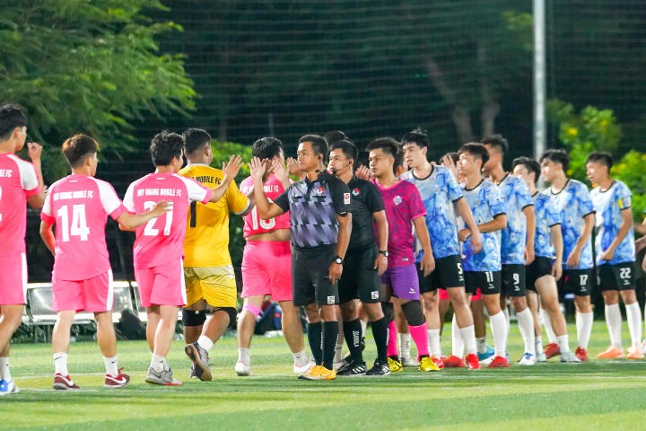 [HUTECH Football Cup 2023] Sôi động lễ khai mạc và các lượt trận Vòng bảng đầu tiên 83