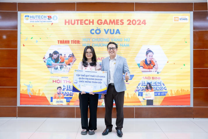 Khoa Quản trị kinh doanh vinh danh các vận động viên xuất sắc tại HUTECH Games 2024 83