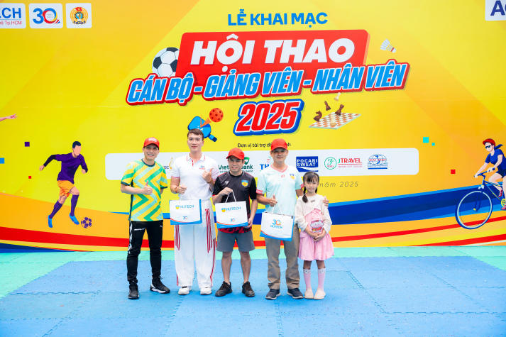 [Video] Sôi động, gắn kết và bùng nổ tại Hội thao Cán bộ - Giảng viên - Nhân viên HUTECH 2025 658