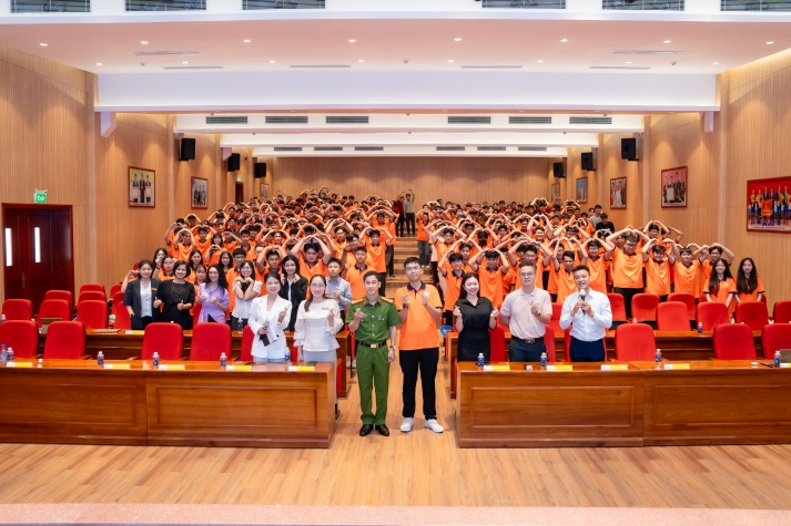 [Video] Orientation Day 2025 đánh dấu bước khởi đầu đầy hứng khởi của tân binh I-HUTECH 258