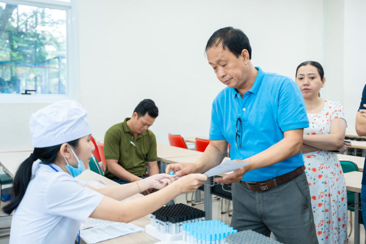 HUTECH đồng hành chăm sóc sức khỏe CB-GV-NV qua đợt khám định kỳ 2026 28