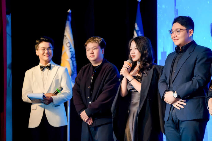 Phim đầu tay của sinh viên ngành Quan hệ công chúng HUTECH “ẵm” 03 giải thưởng danh giá tại MEDIA24H 2025 31