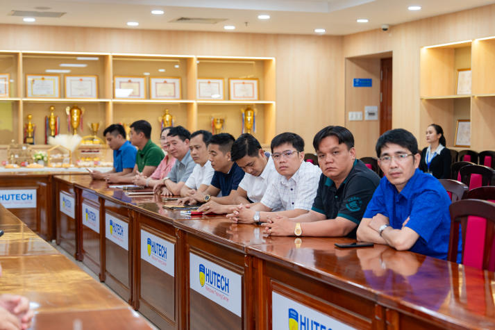 HUTECH & Đại học Cảnh sát nhân dân: Khởi động hành trình học tập từ xa dành cho cán bộ, chiến sĩ 43
