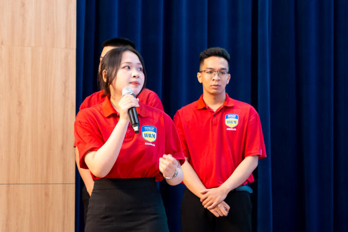Thử sức cùng HRM Challenge, sinh viên HUTECH làm chủ kỹ năng nhân sự trong kỷ nguyên số 114