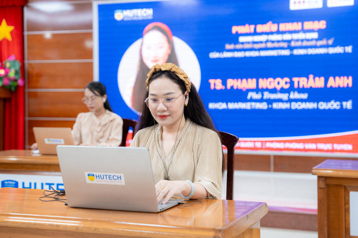 Hơn 365 cơ hội việc làm cho sinh viên Marketing - Kinh doanh quốc tế từ chương trình phỏng vấn trực tuyến 62