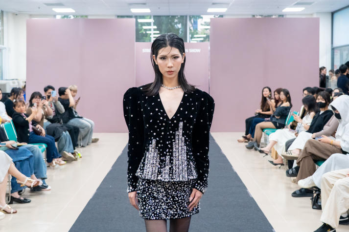 Sinh viên Thiết kế thời trang “lên sàn” với đồ án thực tế, từng bước định hình tư duy làm nghề 80