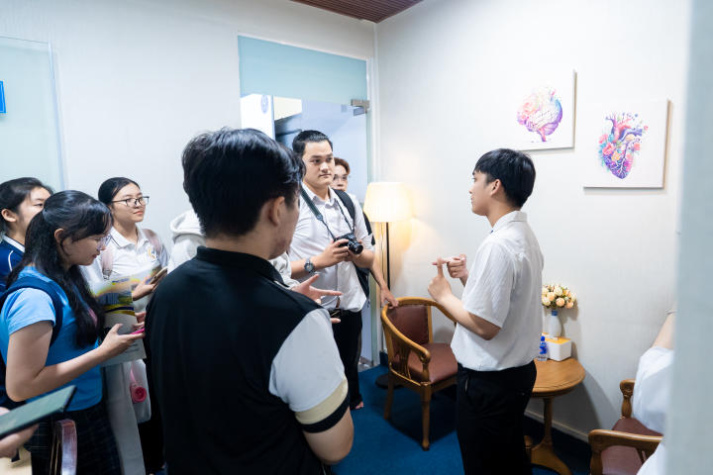 Tọa đàm “Nghề tâm lý”: Kết nối tri thức, định hướng nghề nghiệp cho sinh viên ngành Tâm lý học 98