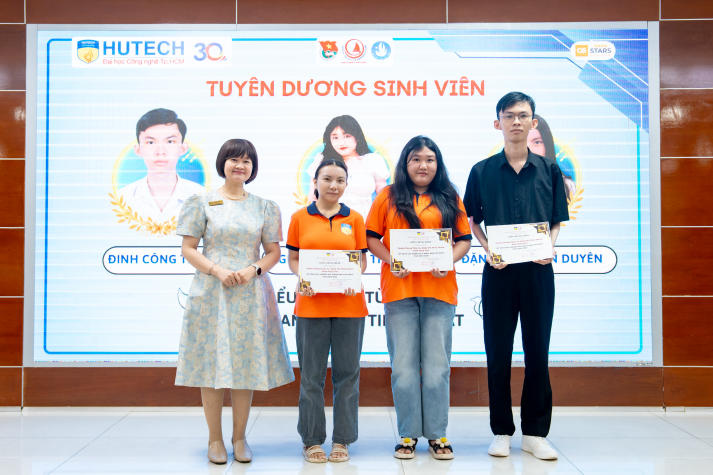 Hội nghị tổng kết Khoa Nhật Bản học: Ghi nhận nỗ lực sinh viên và phát động phong trào năm học mới 124