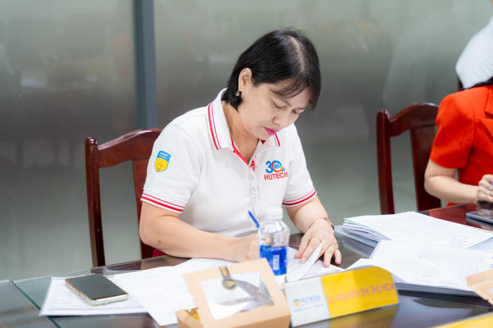 Kết nối giữa lý luận và thực tiễn trong 07 luận văn/đề án tốt nghiệp Thạc sĩ ngành Quản trị dịch vụ du lịch và lữ hành 33