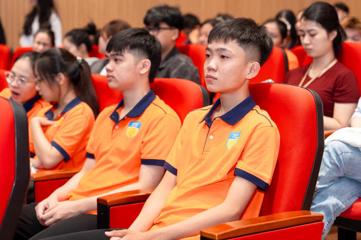 HUTECH-ers nắm bắt bí quyết chăm sóc sức khỏe cùng chuyên gia vào 10/12 tới 24