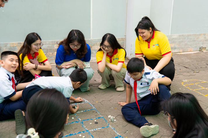 Gieo mầm xuân nhân ái từ những hành động đẹp của sinh viên Khoa Thú y HUTECH 35