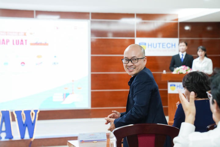 Sinh viên Khoa Luật HUTECH xuất sắc đạt ngôi vị Quán quân cuộc thi Olympic Pháp luật lần thứ 8 36