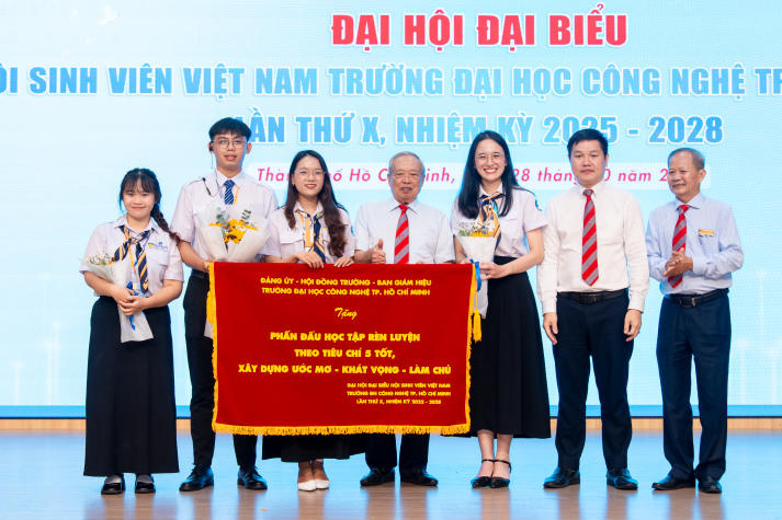 Đại hội đại biểu Hội Sinh viên Việt Nam HUTECH lần thứ X: Sẵn sàng hành trình "Xây dựng ước mơ - khát vọng - làm chủ" 134