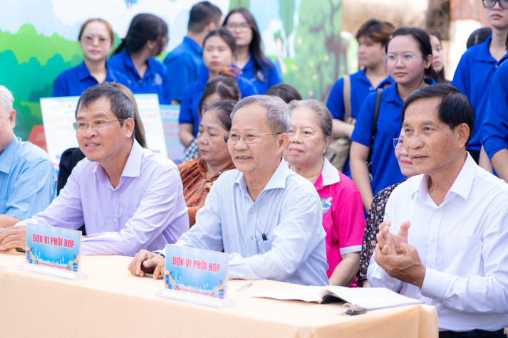 25 ngày Mùa hè xanh HUTECH: Nhiều công trình ở lại, vô vàn giá trị lan tỏa 40