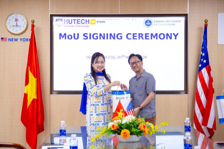 HUTECH and Union University of California (UUC) signed MoU to expand international learning opportunities for students 128