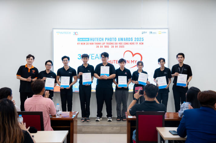Chung kết HUTECH Photo Awards 2025: Không gian ảnh đặc biệt chào tuổi 30 rực rỡ của HUTECH 241