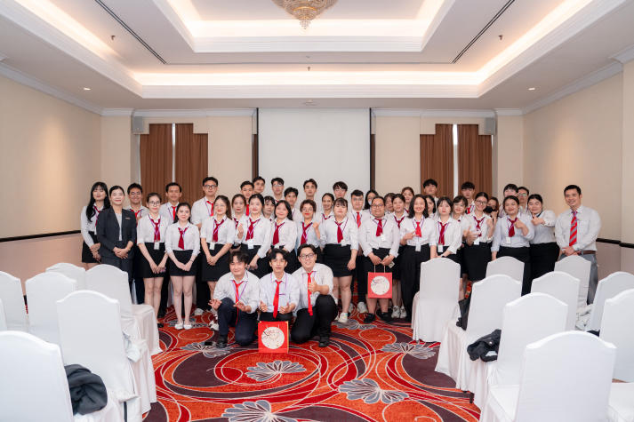 [Video] “Check-in” khách sạn 5 sao Equatorial, sinh viên Quản trị nhà hàng và Dịch vụ ăn uống tăng cường trải nghiệm thực tế 108