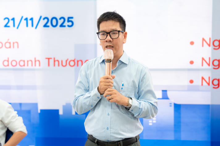 Khi ý tưởng chạm thực tiễn: Sinh viên Khoa Tài chính - Thương mại tỏa sáng tại Trưng bày poster Dự án doanh nghiệp 120