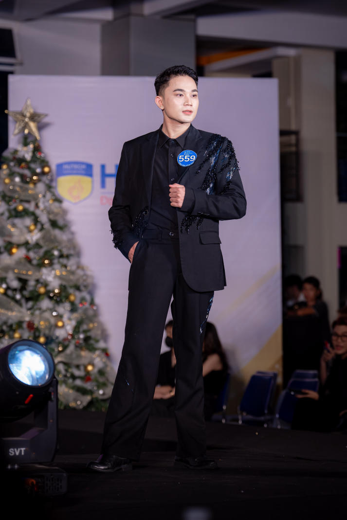 Bản lĩnh làm nền, sáng tạo làm chất - Sinh viên HUTECH nổi bật trên mọi đấu trường tài năng 113