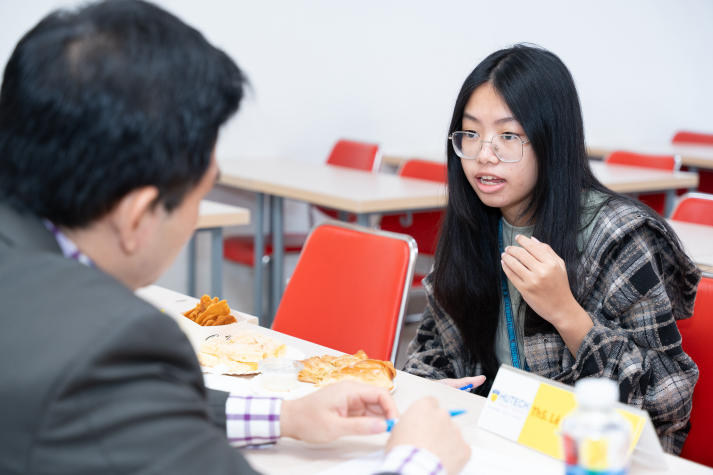 Sinh viên I-HUTECH tự tin hoàn thiện dự án cùng chuyên gia tại “Coffee Talk with Mentors” 60