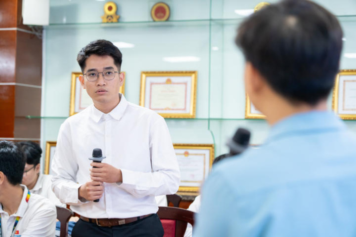 Một buổi sinh hoạt, nhiều bước chuẩn bị cho hành trình nghề nghiệp của sinh viên VJIT 40