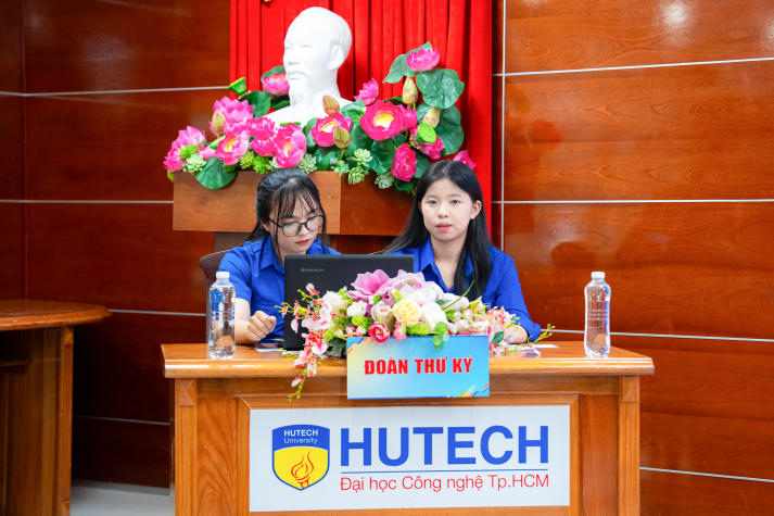 Tuổi trẻ Khoa Quản trị kinh doanh: Nhiệt huyết, sáng tạo trong nhiệm kỳ mới 28