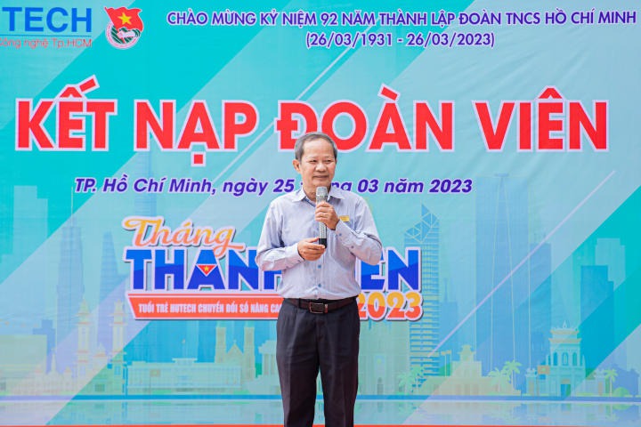 136 sinh viên HUTECH được kết nạp vào Đoàn Thanh niên Cộng sản Hồ Chí Minh 92