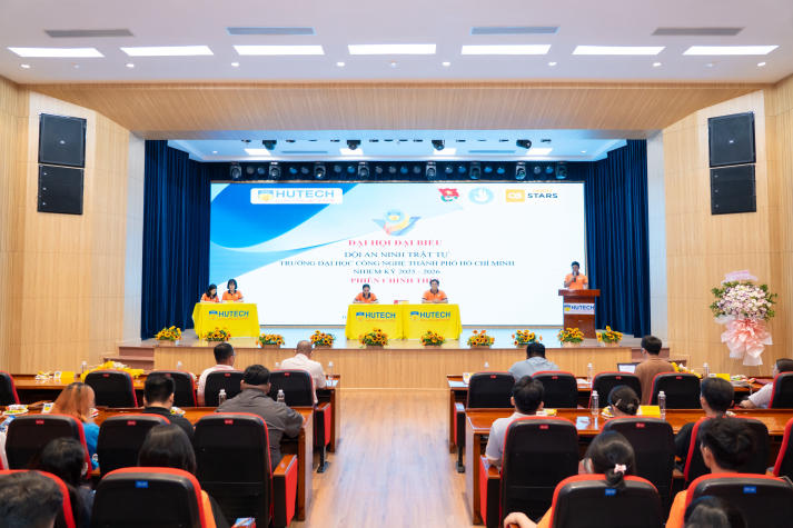 Nâng cao tinh thần trách nhiệm và cống hiến tại Đại hội Đại biểu Đội An ninh trật tự HUTECH 13