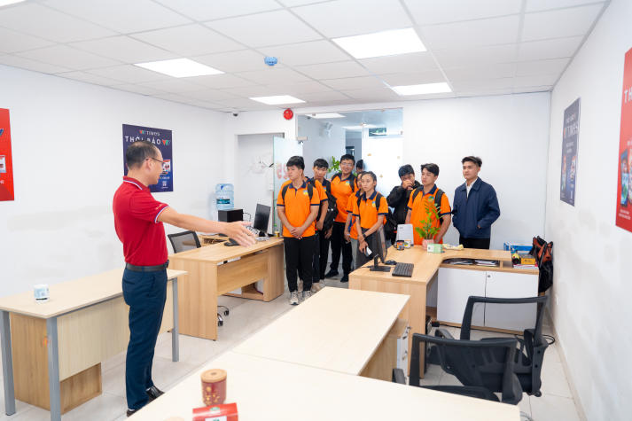 Sinh viên ngành Quản lý thể dục thể thao “đột nhập” Văn phòng đại diện VTV Times, khám phá thế giới truyền thông thể thao 20