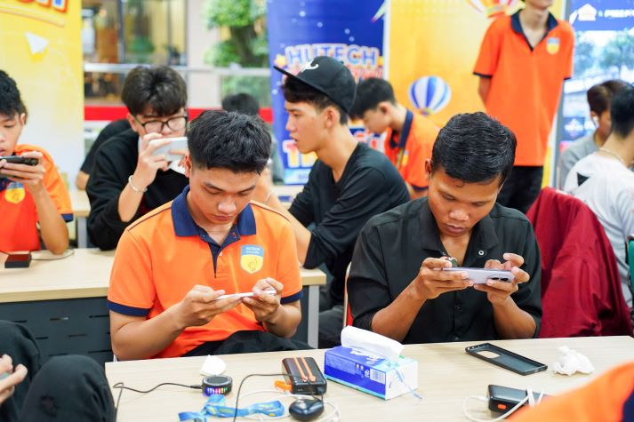 “HUTECH - Newbies Say Hi!” mở màn năm học mới với loạt trải nghiệm đa sắc 151
