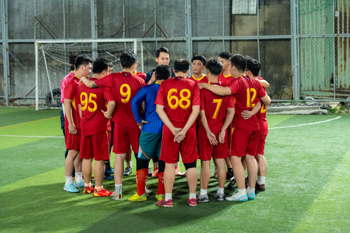 [Hội thao CB-GV-NV HUTECH 2025]: VPT-VPHĐT-P.NS-TT.KĐ-ĐBCL-B.TTr-TT.IT đăng quang ngôi vương Bóng đá nam 34